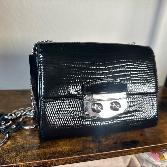 YSL Yves Saint Laurent Black Leather Embossed Exotic Shoulder Bag - Picture 3 of 10